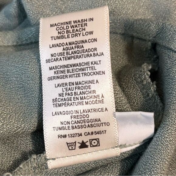 Cloth & Stone Sage Green Super Soft Long Sleeve Button Back Blouse Top Size XS - Picture 7 of 7